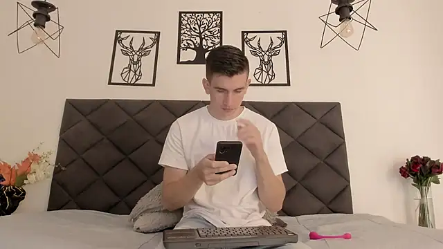 Snapshot of MikaelSlow chatting on 29, 1, 2025 MikaelSlow online show from 29, 1, 2025