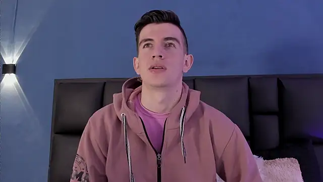 Snapshot of MikaelSlow chatting on 20, 9, 2025 MikaelSlow online show from 20, 9, 2025