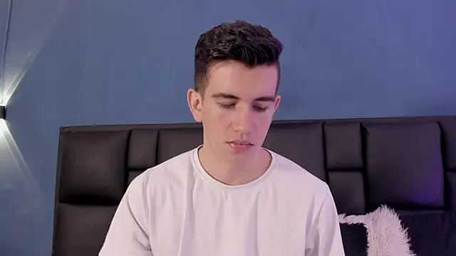 Snapshot of MikaelSlow chatting on 27, 9, 2025 MikaelSlow online show from 27, 9, 2025