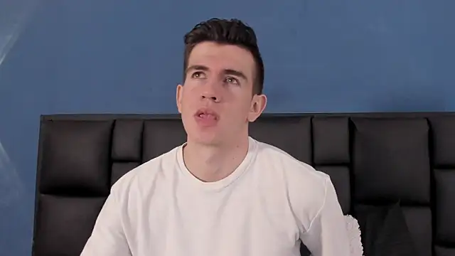 Snapshot of MikaelSlow chatting on 28, 9, 2025 MikaelSlow online show from 28, 9, 2025