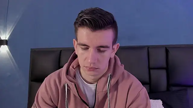 Snapshot of MikaelSlow chatting on 30, 9, 2025 MikaelSlow online show from 30, 9, 2025