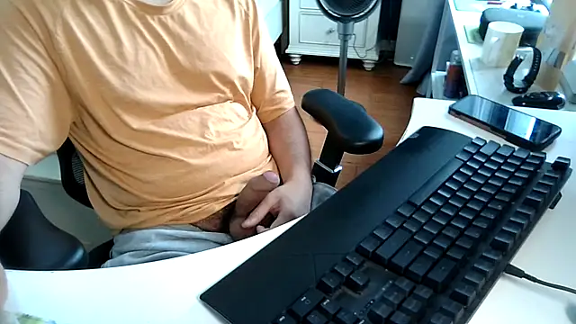 Snapshot of big-pig chatting on 30, 6, 2026 big-pig online show from 30, 6, 2026