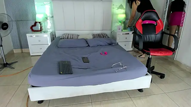 Snapshot of MarilynDavies chatting on 13, 2, 2025 MarilynDavies online show from 13, 2, 2025