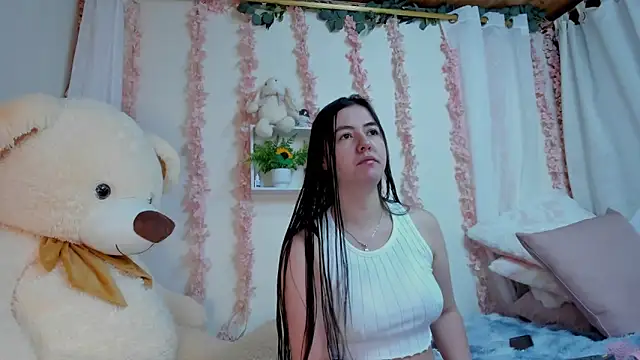 Idara and Edahi01 online show from 21, 10, 2025