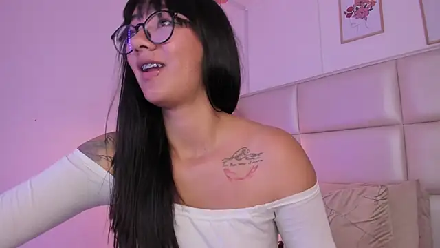 Aily Yozuko online show from 20, 3, 2025