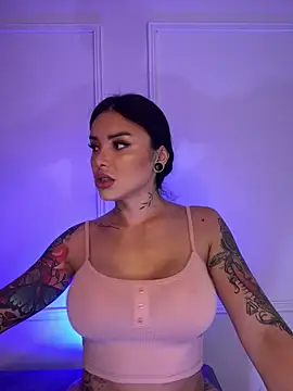 Snapshot of Ela_Doll_ chatting on 8, 2, 2025 Ela Doll online show from 8, 2, 2025