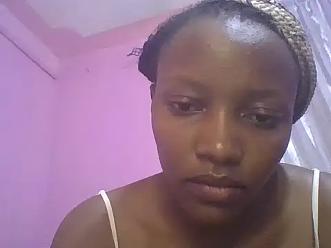 Snapshot of petitev chatting on 10, 9, 2025 petitev online show from 10, 9, 2025