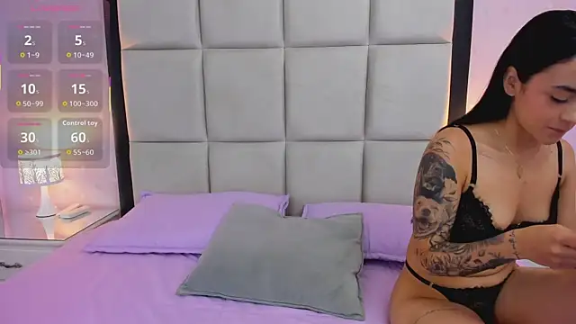 HannaClarrk  online show from 27, 11, 2025