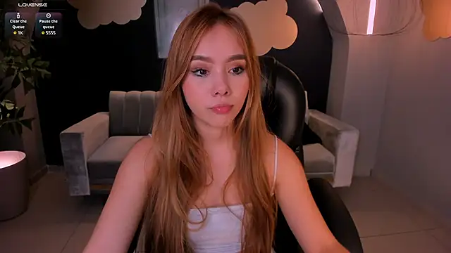 CarolineGraceX online show from 31, 1, 2025