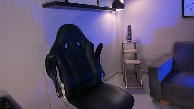 DonnaStonne online show from 21, 1, 2025