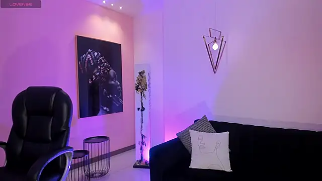 DonnaStonne online show from 20, 3, 2025