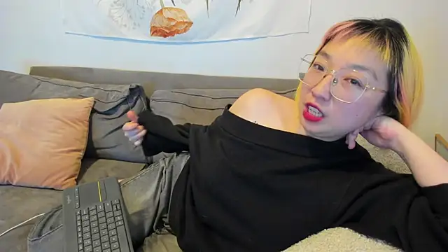 luxgray online show from 18, 1, 2025