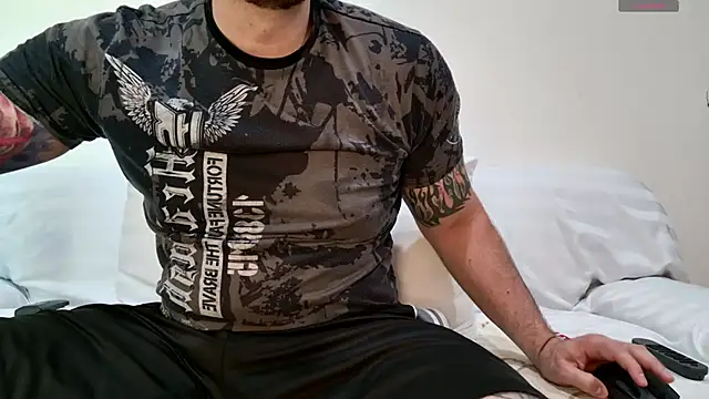 Snapshot of JayXCee_Official chatting on 6, 1, 2025 JayXCee Official online show from 6, 1, 2025