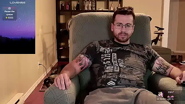 Snapshot of JayXCee_Official chatting on 19, 10, 2025 JayXCee Official online show from 19, 10, 2025