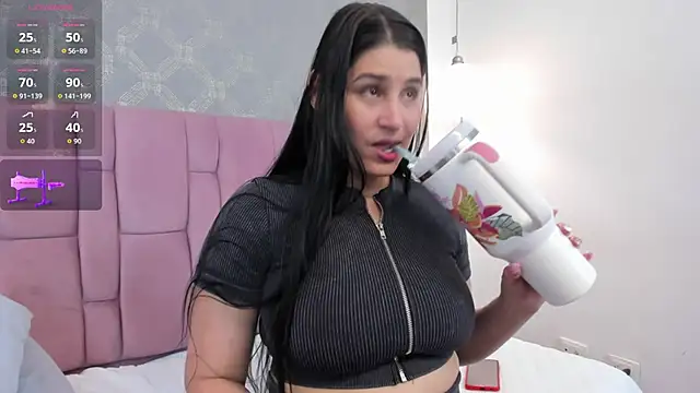 brithanyadams23 online show from 23, 11, 2025