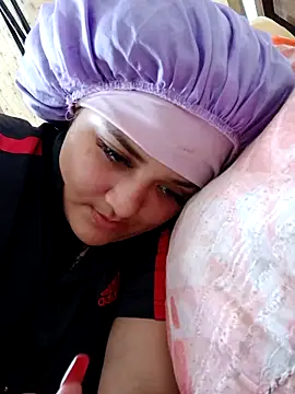 Snapshot of Liancy chatting on 29, 12, 2024 Liancy online show from 29, 12, 2024