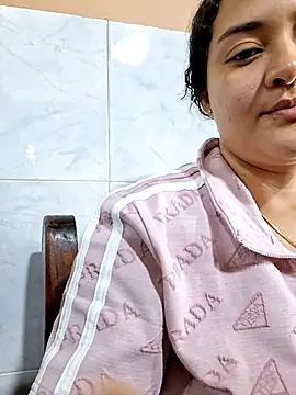 Snapshot of Liancy chatting on 22, 9, 2025 Liancy online show from 22, 9, 2025