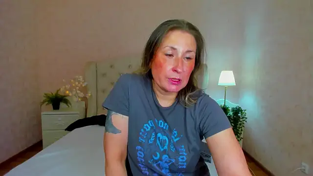 Snapshot of HotLiss chatting on 1, 3, 2025 HotLiss online show from 1, 3, 2025