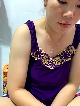 Snapshot of Baby-bigtits chatting on 10, 9, 2025 Baby-bigtits online show from 10, 9, 2025