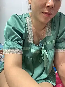 Snapshot of Baby-bigtits chatting on 2, 10, 2025 Baby-bigtits online show from 2, 10, 2025