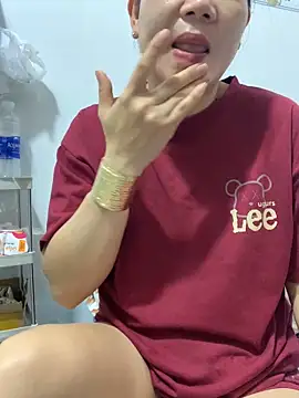 Snapshot of Baby-bigtits chatting on 13, 10, 2025 Baby-bigtits online show from 13, 10, 2025