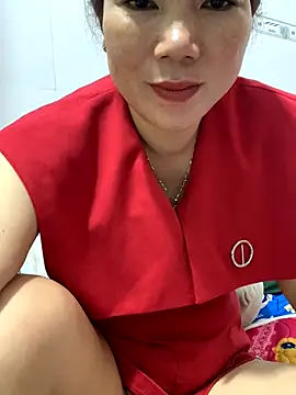 Snapshot of Baby-bigtits chatting on 6, 11, 2025 Baby-bigtits online show from 6, 11, 2025