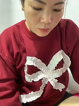 Snapshot of Baby-bigtits chatting on 29, 11, 2025 Baby-bigtits online show from 29, 11, 2025