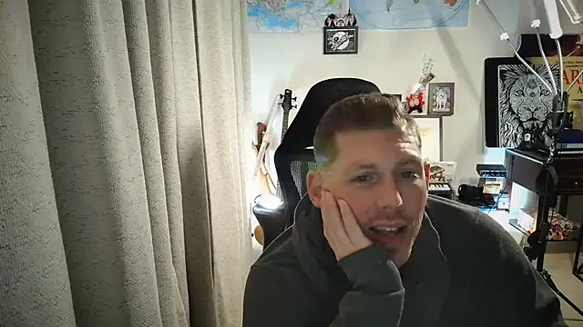 Snapshot of Rock_Pierce chatting on 10, 10, 2025 Rock Pierce online show from 10, 10, 2025