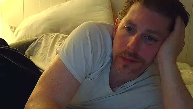 Snapshot of Rock_Pierce chatting on 1, 7, 2026 Rock Pierce online show from 1, 7, 2026