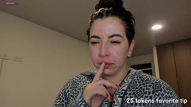 Snapshot of Im_coco chatting on 1, 2, 2025 Im coco online show from 1, 2, 2025