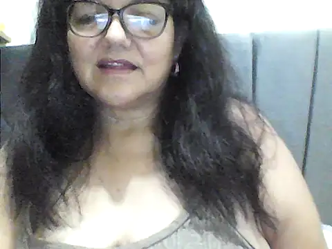 Snapshot of kassandra02 chatting on 10, 10, 2025 kassandra02 online show from 10, 10, 2025
