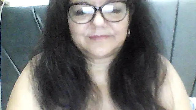 Snapshot of kassandra02 chatting on 15, 10, 2025 kassandra02 online show from 15, 10, 2025