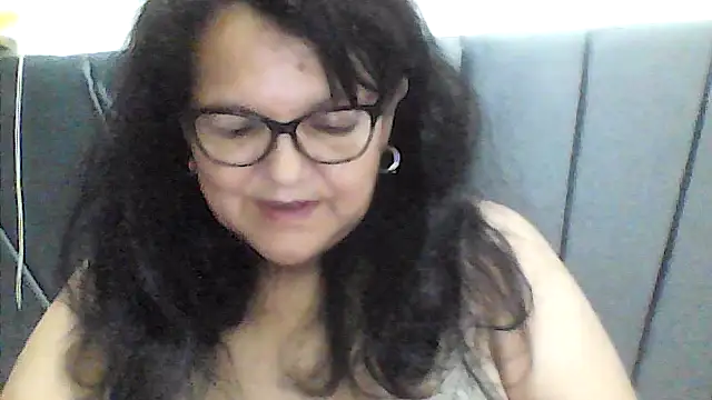 Snapshot of kassandra02 chatting on 23, 10, 2025 kassandra02 online show from 23, 10, 2025