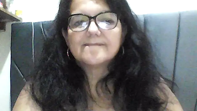Snapshot of kassandra02 chatting on 25, 10, 2025 kassandra02 online show from 25, 10, 2025