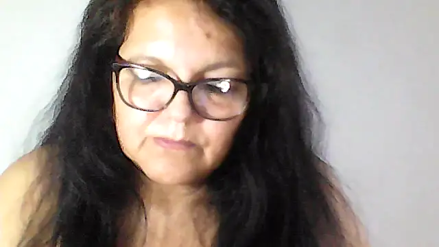 Snapshot of kassandra02 chatting on 6, 11, 2025 kassandra02 online show from 6, 11, 2025