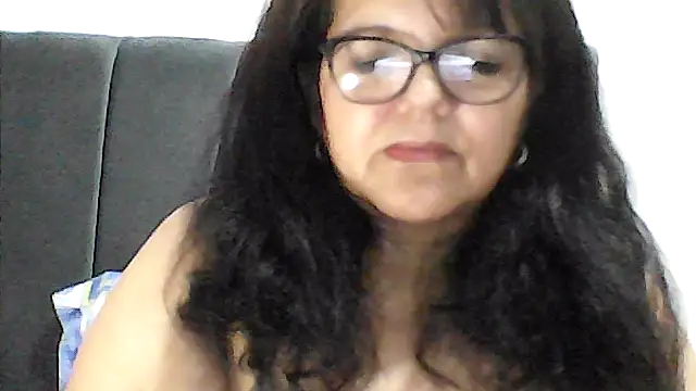 Snapshot of kassandra02 chatting on 16, 11, 2025 kassandra02 online show from 16, 11, 2025
