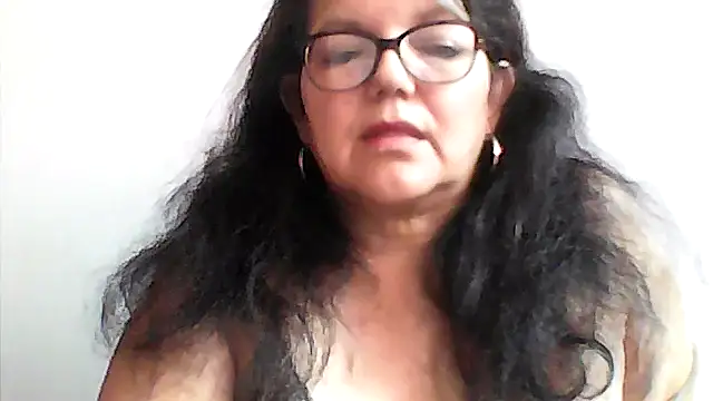 Snapshot of kassandra02 chatting on 15, 12, 2025 kassandra02 online show from 15, 12, 2025
