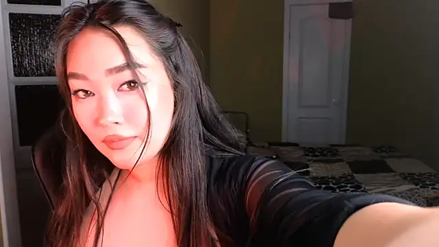 Snapshot of Erica_Wayne chatting on 11, 1, 2025 Erica Wayne online show from 11, 1, 2025