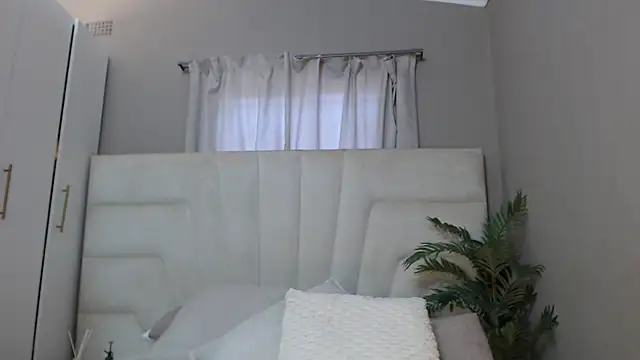 Snapshot of naughtyblackdolie chatting on 29, 1, 2025 naughtyblackdolie online show from 29, 1, 2025