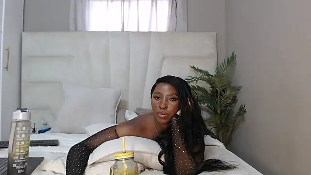 Snapshot of naughtyblackdolie chatting on 31, 1, 2025 naughtyblackdolie online show from 31, 1, 2025