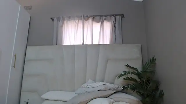 Snapshot of naughtyblackdolie chatting on 7, 2, 2025 naughtyblackdolie online show from 7, 2, 2025