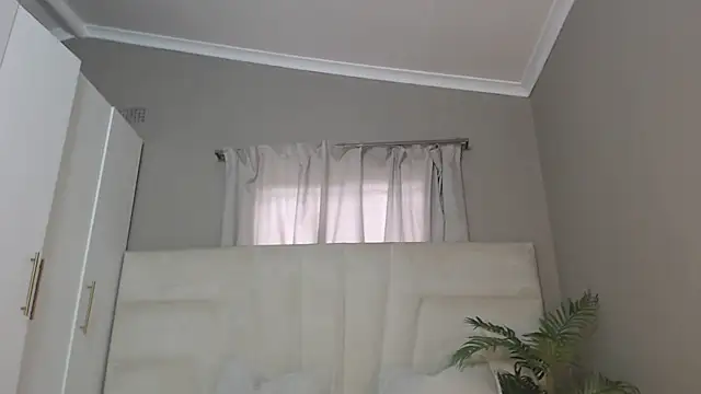 Snapshot of naughtyblackdolie chatting on 3, 3, 2025 naughtyblackdolie online show from 3, 3, 2025