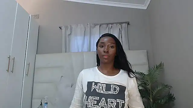 Snapshot of naughtyblackdolie chatting on 8, 3, 2025 naughtyblackdolie online show from 8, 3, 2025