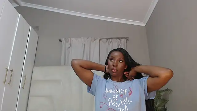 Snapshot of naughtyblackdolie chatting on 20, 3, 2025 naughtyblackdolie online show from 20, 3, 2025