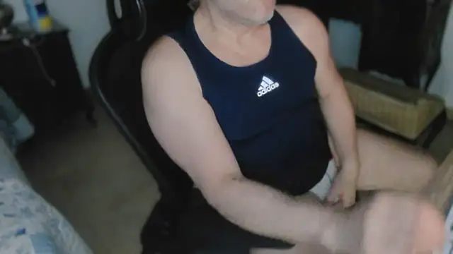 Snapshot of slzypvtpig chatting on 20, 11, 2025 slzypvtpig online show from 20, 11, 2025