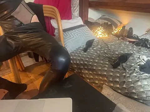 alexheels boots online show from 12, 4, 2026