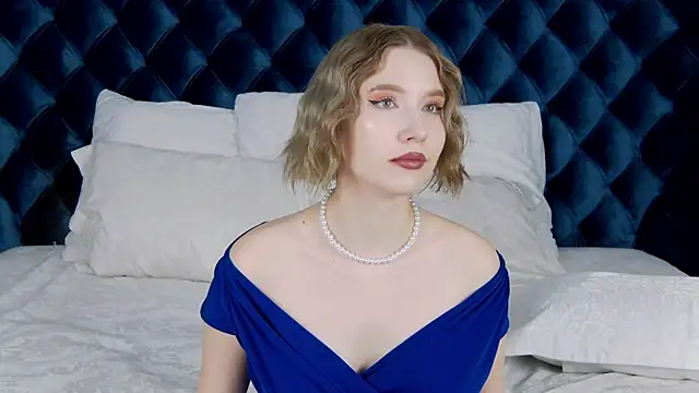 Snapshot of LiliLinn chatting on 31, 1, 2025 LiliLinn online show from 31, 1, 2025