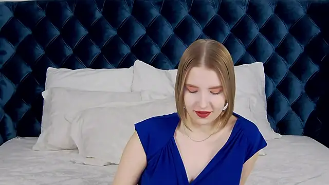 Snapshot of LiliLinn chatting on 7, 2, 2025 LiliLinn online show from 7, 2, 2025