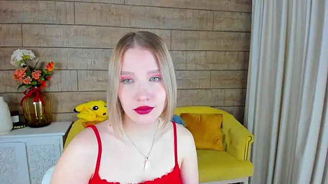 Snapshot of LiliLinn chatting on 26, 2, 2025 LiliLinn online show from 26, 2, 2025