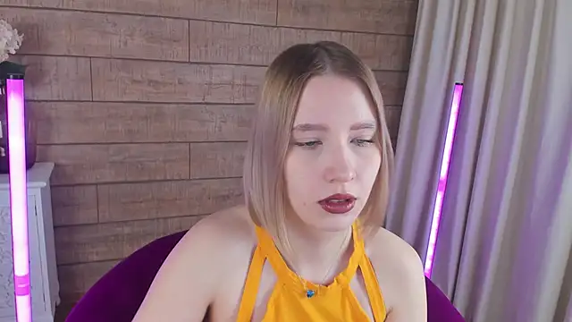 Snapshot of LiliLinn chatting on 15, 3, 2025 LiliLinn online show from 15, 3, 2025